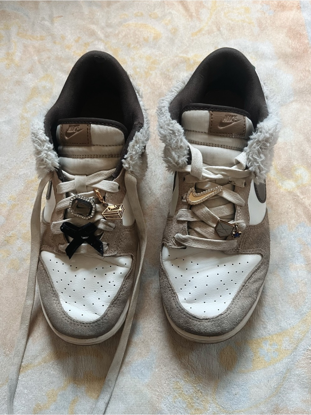 Nike Women’s Dunks Tan and White Low-Top Sneakers with Shearling Fur Collar